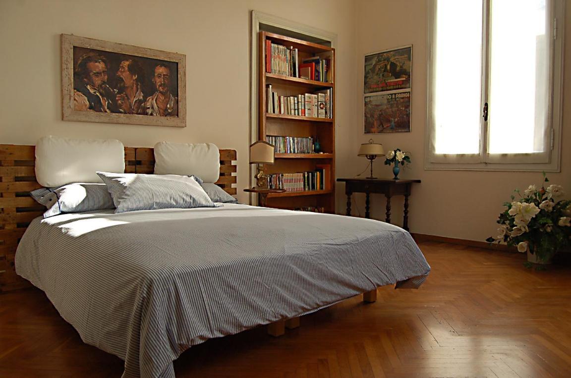 Italy Prestigious Guest House Bologna Bagian luar foto