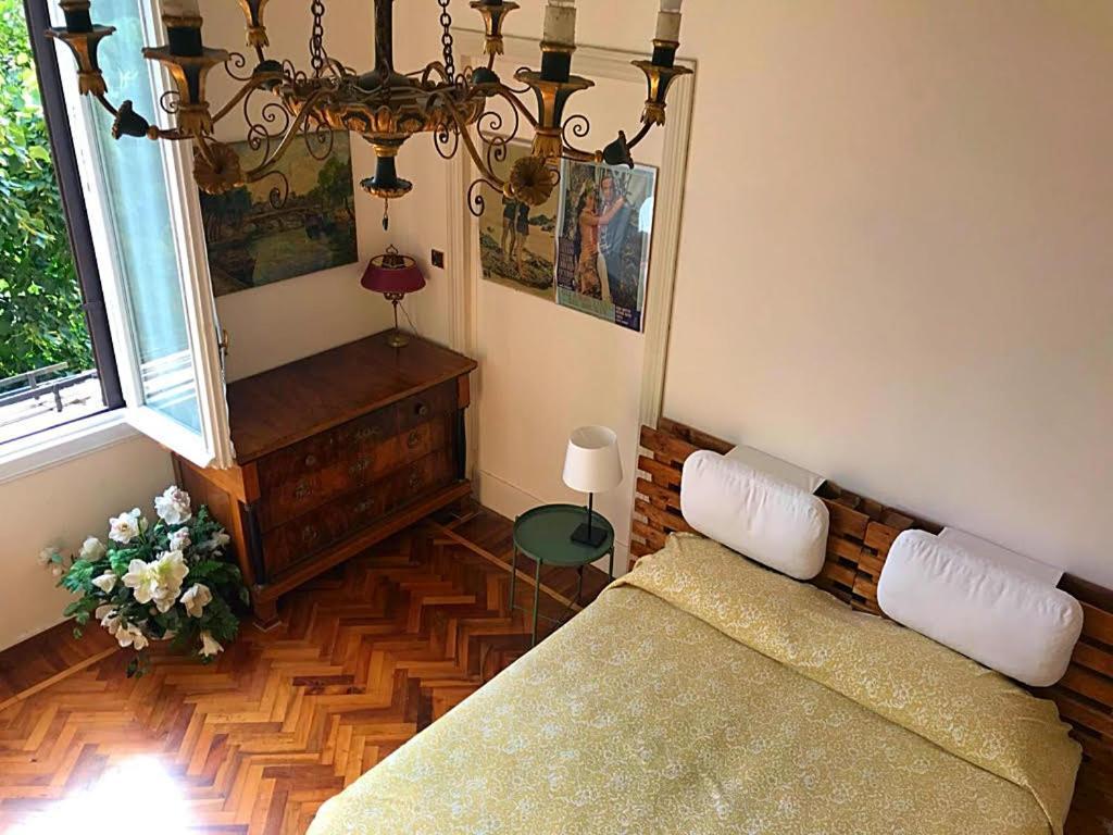 Italy Prestigious Guest House Bologna Bagian luar foto