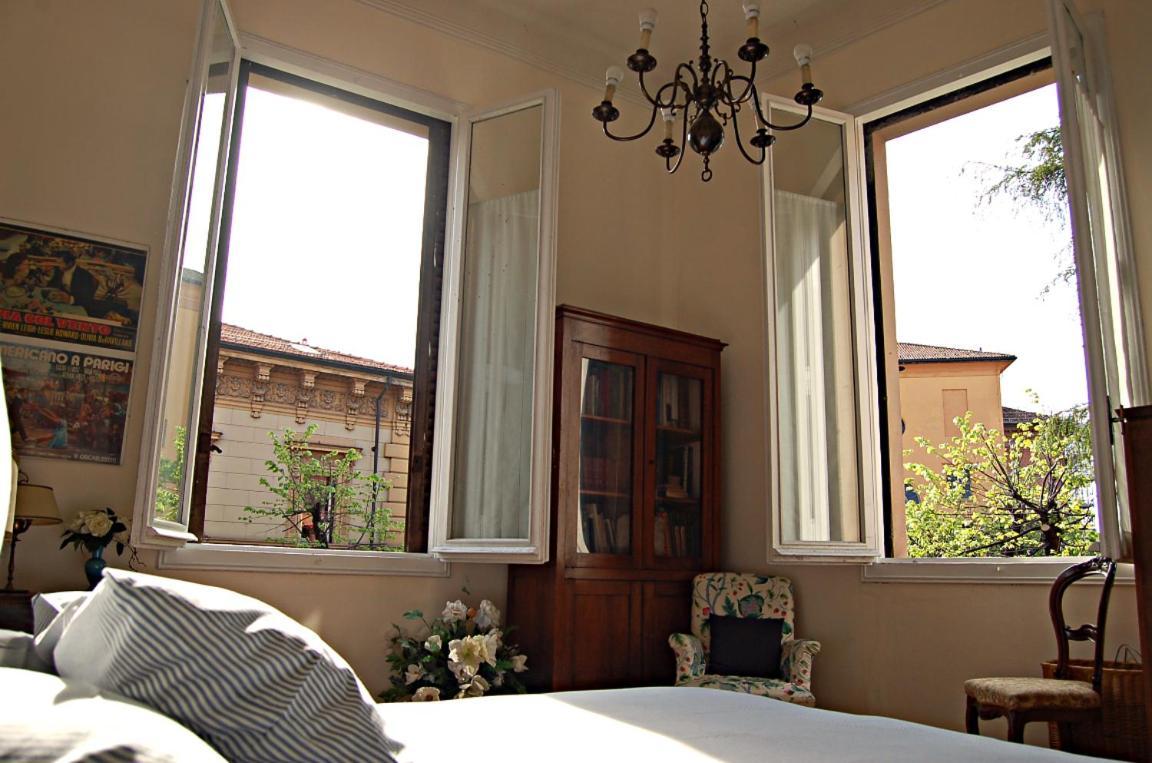 Italy Prestigious Guest House Bologna Bagian luar foto