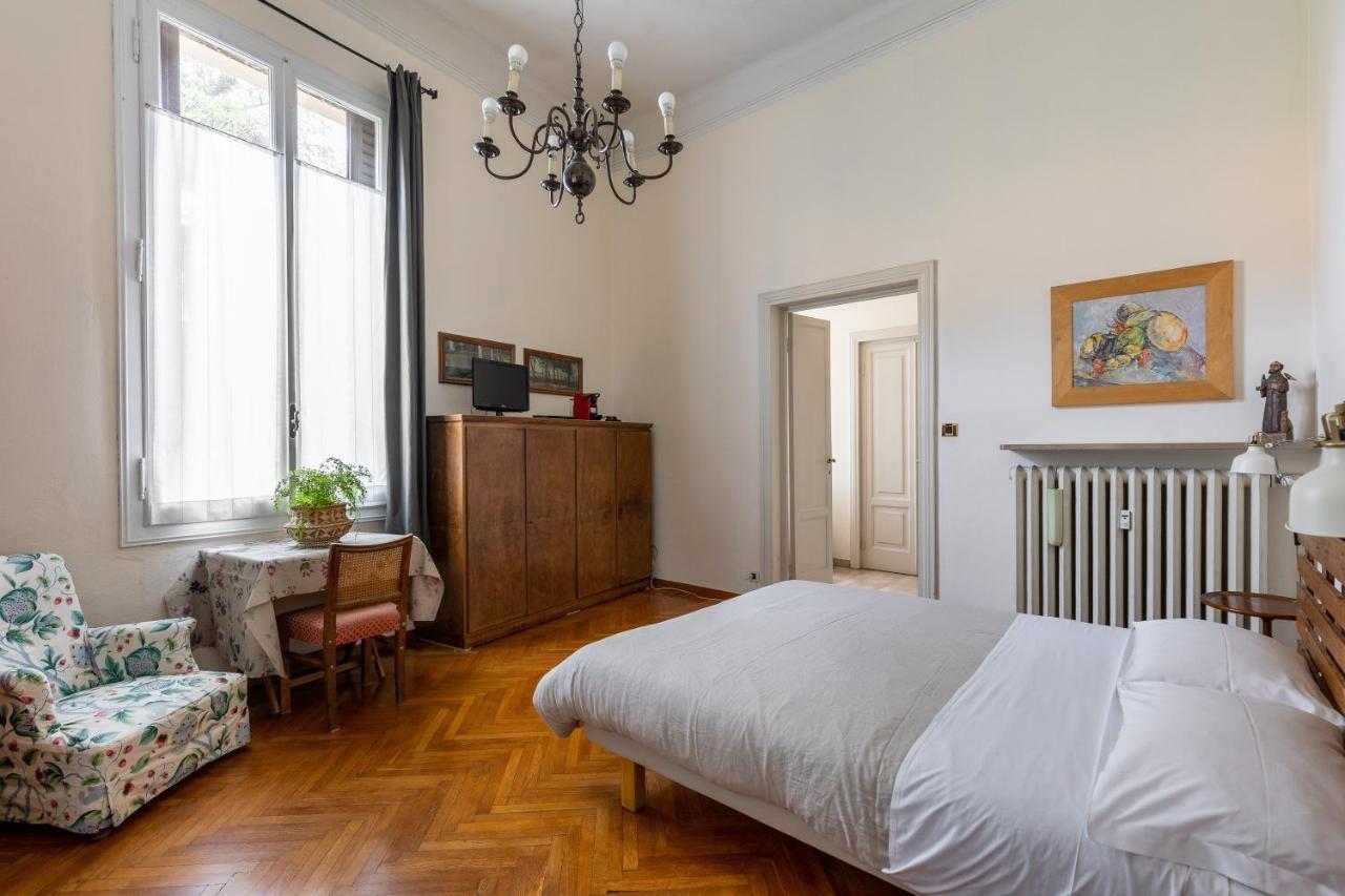 Italy Prestigious Guest House Bologna Bagian luar foto